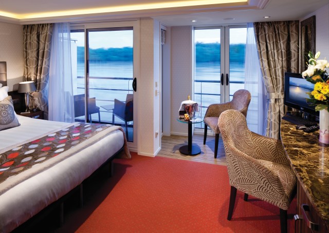 Las cabinas a bordo del AmaCerto son de gran amplitud y elegancia CRUCEROS AMACERTO CRUCEROS AMADEUS WATERWAYS CRUCEROS RHIN CRUCEROS EUROPA CRUCEROS AMACERTO RHINE CRUISES AMACERTO NEW LUXURY RIVER CRUISES AMAWATERWAYS